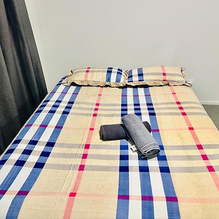 2024 Build Double Room Крайстчърч Екстериор снимка